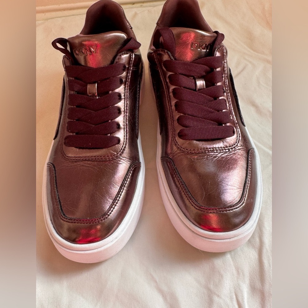 DKNY Women’s Sneakers Like New - Picture 2 of 16